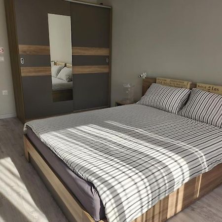 Harmony Apartment Varna Bagian luar foto